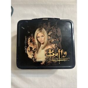 Buffy the Vampire Slayer Tin Metal Lunchbox "A Slayer Is Born"